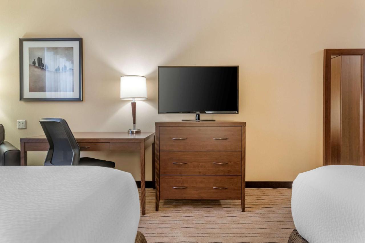 Best Western Plus, Bathurst Hotel&Suites Exterior foto