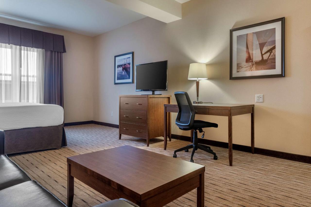 Best Western Plus, Bathurst Hotel&Suites Exterior foto