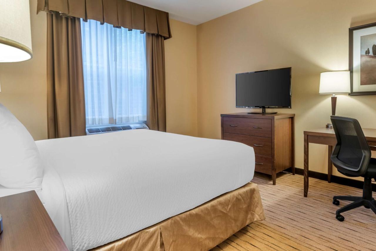 Best Western Plus, Bathurst Hotel&Suites Exterior foto