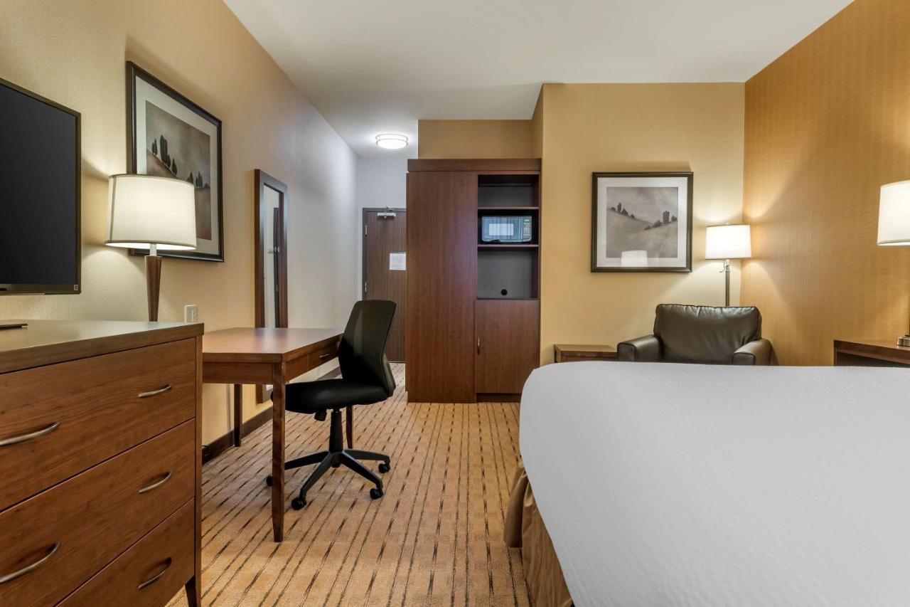 Best Western Plus, Bathurst Hotel&Suites Exterior foto