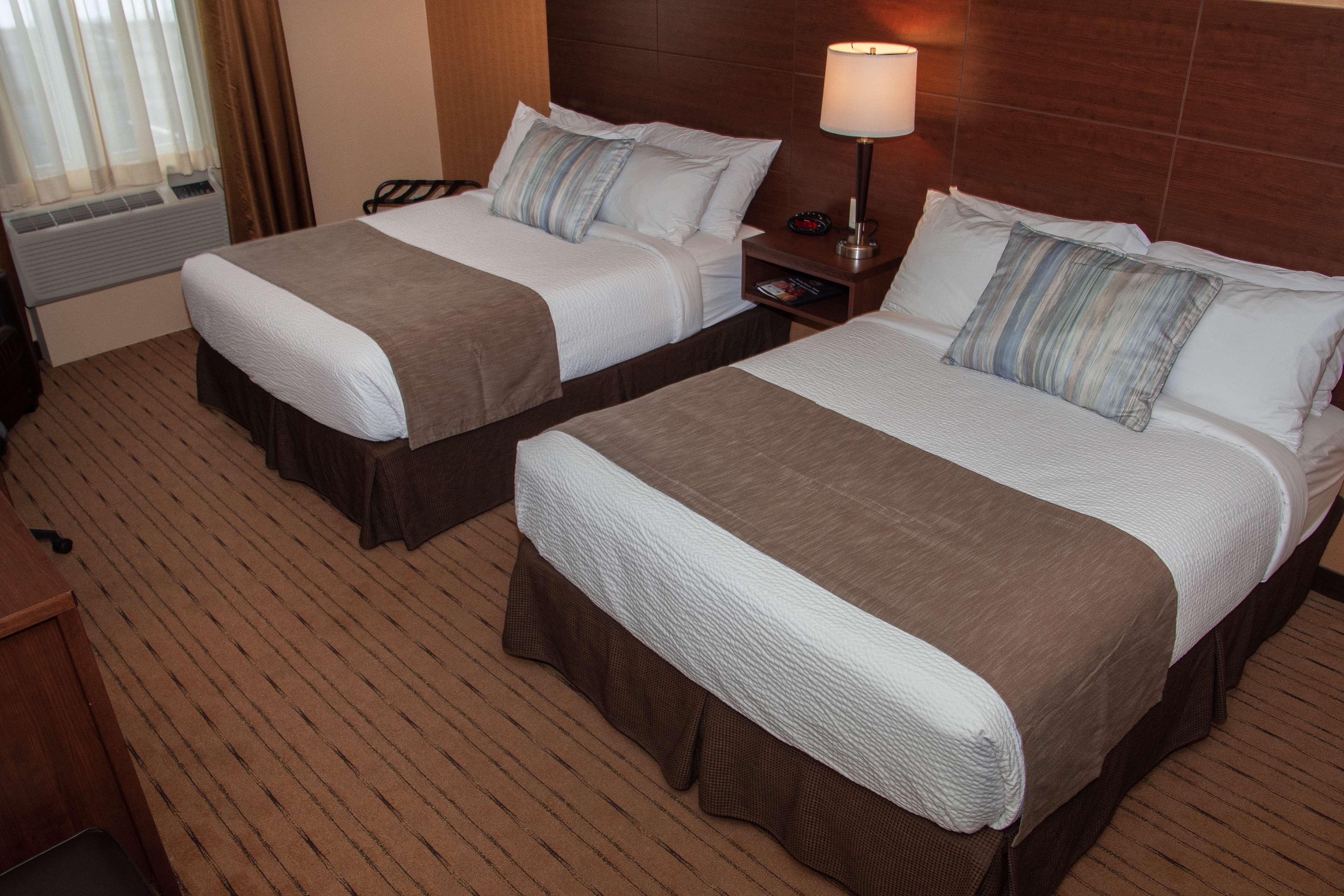 Best Western Plus, Bathurst Hotel&Suites Exterior foto