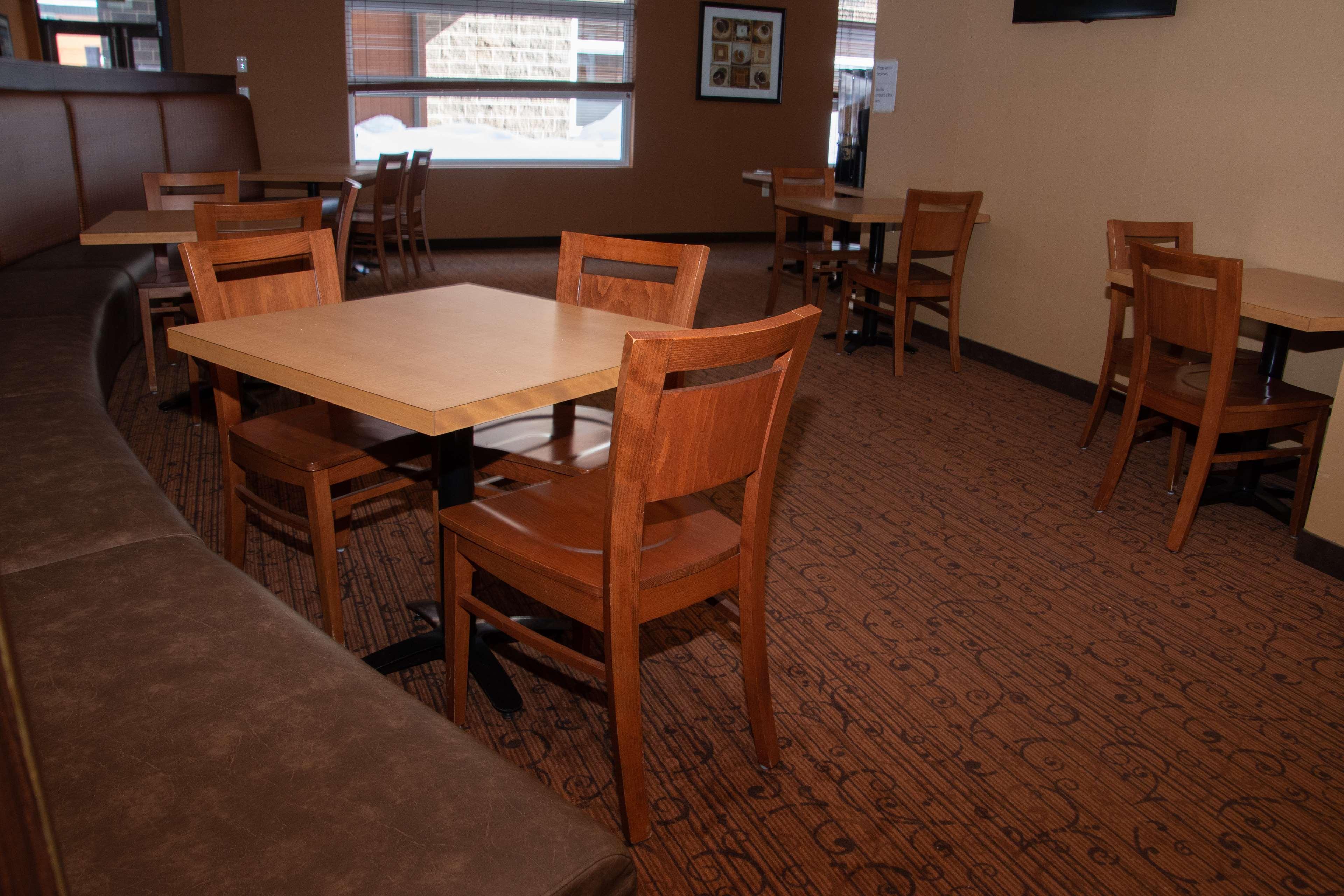 Best Western Plus, Bathurst Hotel&Suites Exterior foto